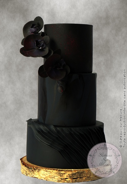Cake Design - Black orchids - Gâteaux sur Mesure Paris - black, cake decorating school, cake design, cake design Paris, chic, ecole cake design, fashion, fleurs en sucre, flower, luxe, mode, orchid, orchidee, Paris, wedding cake