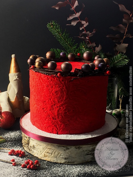 Cake Design - Christmas cake - Gâteaux sur Mesure Paris - cake, cakedecorating, cakedesign, chocolat, christmas, ecolepatisserie, food, formation cake design, noel, Paris, pastry, valrhona