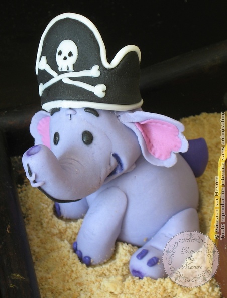 Cake Design - Lumpy l'Efélant - Gâteaux sur Mesure Paris Cake Design - Lumpy l'Efélant - Gâteaux sur Mesure Paris - animaux, anniversaire, atelier pâte à sucre, cadeau, cake design, cake design Paris, disney, ecole cake design, enfant, figurine, formation, formation cake design, formation professionnelle, France, gateau 3D, gateau design, gateau original, gateau pate a sucre, gateau personnalisé, gateau rigolo, gateau sur commande, gateau sur mesure, gateaux spectaculaires, lumpy elephant, Paris, pate a sucre, patisseries decoratives, petit gourou, торты на заказ в Париже
