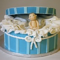 Gâteau bébé dans la boîte