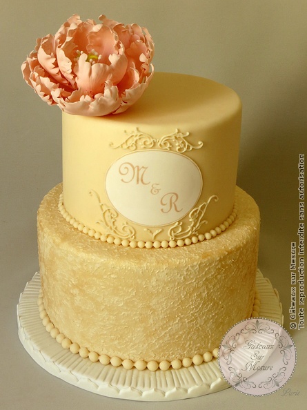 Cake Design - Pièce montée ivoire - Gâteaux sur Mesure Paris Cake Design - Pièce montée ivoire - Gâteaux sur Mesure Paris - atelier pâte à sucre, cake design, cake design Paris, ecole cake design, fleurs en sucre, formation, formation cake design, formation professionnelle, France, gateau design, gateau original, gateau pate a sucre, gateau personnalisé, gateau sur commande, gateau sur mesure, gateaux spectaculaires, glaçage royale, mariage, or, Paris, pate a sucre, patisseries decoratives, pièce montée, pivoine, wedding cake, свадебный торт, торты на заказ в Париже