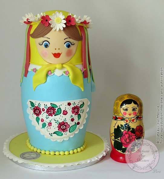 Cake Design - Gâteau Poupée Russe - Gâteaux sur Mesure Paris Cake Design - Gâteau Poupée Russe - Gâteaux sur Mesure Paris - atelier pâte à sucre, cake design, cake design Paris, ecole cake design, formation cake design, formation professionnelle, France, gateau 3D, gateau design, gateau original, gateau pate a sucre, gateau personnalisé, gateau rigolo, gateau sur commande, gateau sur mesure, gateaux spectaculaires, matriochka, matroschka, Paris, patisseries decoratives, poupée russe