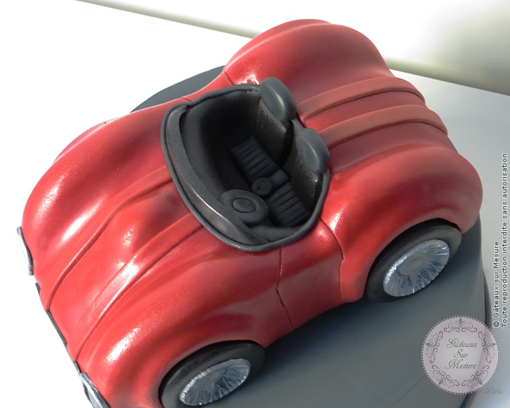 Cake Design - Voiture - Gâteaux sur Mesure Paris Cake Design - Voiture - Gâteaux sur Mesure Paris - atelier pâte à sucre, cake design, cake design Paris, chocolat à modeler, chocolat plastique, ecole cake design, formation, formation cake design, formation professionnelle, France, gateaux spectaculaires, modelage, Paris, patisseries decoratives, voiture