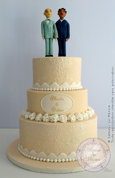 Cake Design - Wedding Cake Ivoire - Gâteaux sur Mesure Paris - cake design, cake design Paris, ecole cake design, formation professionnelle, France, gateau design, gateau original, gateau pate a sucre, gateau personnalisé, gateaux spectaculaires, mariage, Paris, pièce montée, wedding, wedding cake