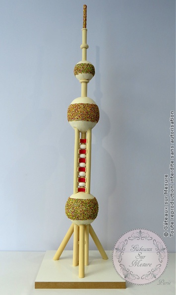 Cake Design - Pearl Tower de Shanghaï - Gâteaux sur Mesure Paris - cake design, ecole cake design, formation, formation professionnelle, France, gateau 3D, gateau personnalisé, gateau sur mesure, gateaux spectaculaires, Paris, shanghai, tower cake