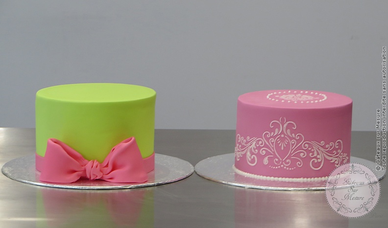 Cake Design - Atelier Niveau Confirmé - Gâteaux sur Mesure Paris - cake decorating, cake design, cake design Paris, ecole cake design, fleurs en sucre, formation, formation cake design, formation professionnelle, France, gateaux spectaculaires, Paris, rose, stencil<br />
<b>Warning</b>: Undefined array key