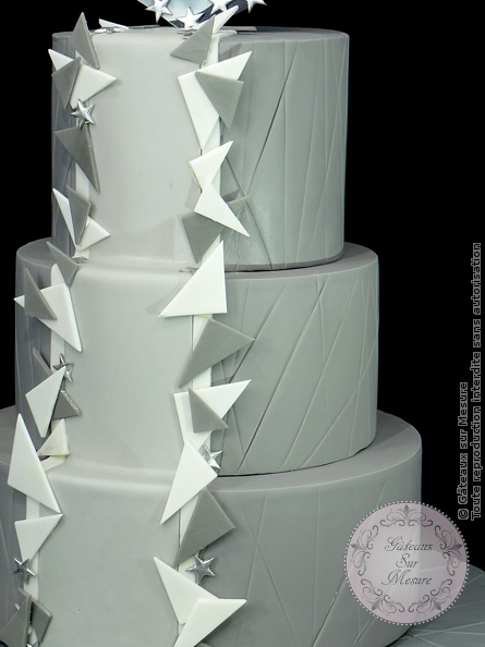 Cake Design - Pièce montée anniversaire de Baptiste Giabiconi - Gâteaux sur Mesure Paris - cake, cake decorating school, cake design, cake design Paris, gateau design, gateau personnalisé, giabiconi, graphique, mode, Paris, podium