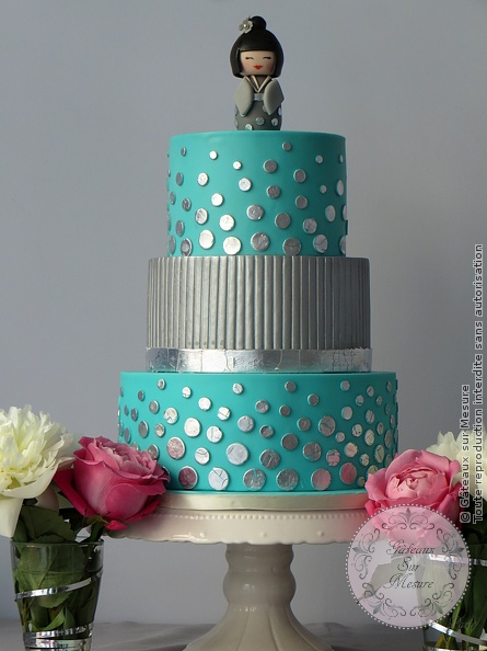 Cake Design - Pièce montée Kokeshi - Gâteaux sur Mesure Paris - anniversaire, aqua, argent, chocolat, formation, formation cake design, kokeshi, luxe, mint, Paris, pièce montée, silver, wedding, wedding cake