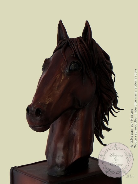 Cake Design - Buste de cheval - Gâteaux sur Mesure Paris Cake Design - Buste de cheval - Gâteaux sur Mesure Paris - cake design, cheval, chocolat, course, luxe, Paris, Qatar, sculpture