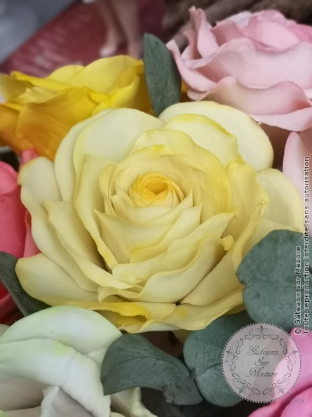 Cake Design - Formation intégrale 2019 - Gâteaux sur Mesure Paris - cake design course, cake design training, cakedesign, chocolat, Ecole de Cake Design de Paris, fleurs, fleurs en sucre, formation, formation cake design, formation professionnelle, France, glace royale, modelage, Paris, valrhona, wedding cake