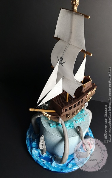 Cake Design - Bateau des pirates - Gâteaux sur Mesure Paris - anniversaire, anniversaire enfant, bateau pirate, birthday, birthdaycake, cake, cake designer, cakedecorating, cakedesign, cheesecake, chocolat, formation, Paris, pirate, valrhona