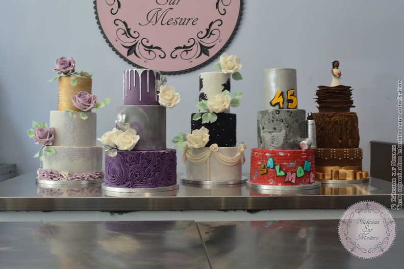 Cake Design - Formation Wedding Cake 5 jours - Gâteaux sur Mesure Paris - cakedesign, fleurs en sucre, formatin cake design, formation, formation professionnelle, gateau pate a sucre, pate a sucre, roses, wedding, wedding cake