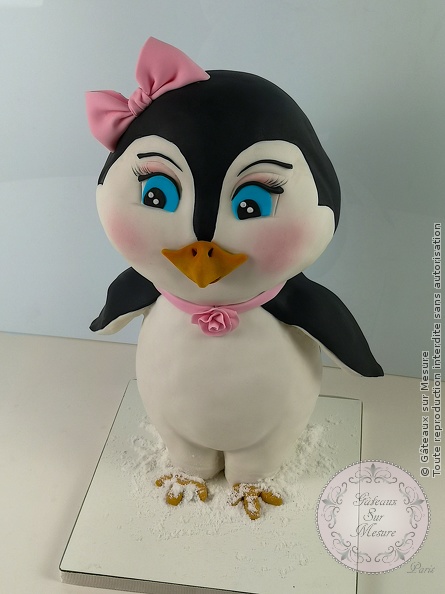 Cake Design - Pingouin - Gâteaux sur Mesure Paris - 3D, cakedesign, ecolecakedesign, formation, gateaux sculpté, noveltycakes, patisserie, pingouin, sculpted cake