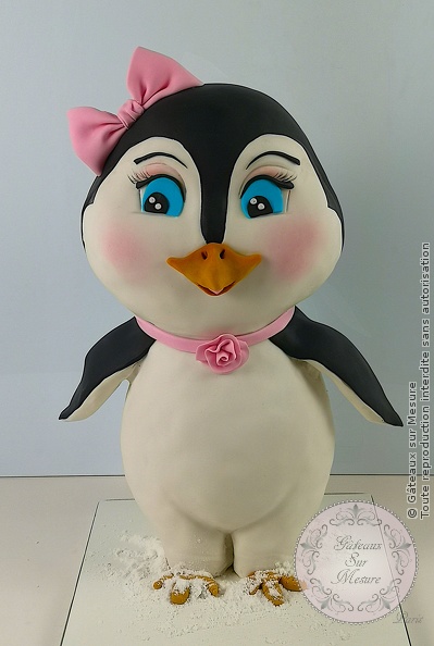 Cake Design - Pingouin - Gâteaux sur Mesure Paris Cake Design - Pingouin - Gâteaux sur Mesure Paris - 3D, cake design course, cake design training, cakedesign, Ecole de Cake Design de Paris, ecolecakedesign, formation, formation cake design, France, gateaux sculpté, noveltycakes, Paris, patisserie, pingouin, sculpted cake