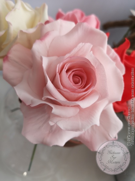 Cake Design - Formation Fleurs en Sucre - Gâteaux sur Mesure Paris - atelier, cake design course, cake design training, cakedesign, Ecole de Cake Design de Paris, fleurs en sucre, flowers, formation, formation cake design, France, Paris, pate a sucre, sucre