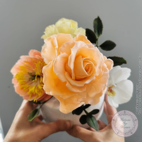 Cake Design - Formation Intégrale Cake Designer - Gâteaux sur Mesure Paris - aérographe, cake design course, cake design training, cakedesign, dessert, Ecole de Cake Design de Paris, fleurs, fleurs en sucre, formation, formation cake design, France, gateau, Paris, patisserie, reconversion professionnelle, weddingcake