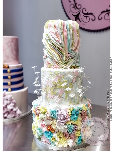 Cake Design - Wedding Cake - Gâteaux sur Mesure Paris - aérographe, cakedesign, ecolecakedesign, fleurs en sucre, formation, patisserie, weddingcake