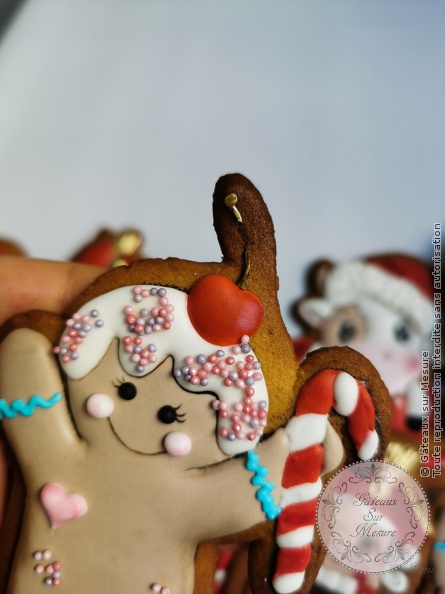 Cake Design - Biscuits décorés - Gâteaux sur Mesure Paris Cake Design - Biscuits décorés - Gâteaux sur Mesure Paris - aérographe, biscuits, biscuits décorés, cake design course, cake design training, cakedesign, cakedesigner, chocolat, Ecole de Cake Design de Paris, formation, formation cake design, France, gateau, gateaux, glaceroyale, Paris, patisserie, voiture, weddingcake