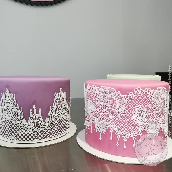Cake Design - Initiation au cake design - Gâteaux sur Mesure Paris - cakedesign, fleurs, fleurs en sucre, formation, formationintegrale, gateau, Paris, patisserie, weddingcake