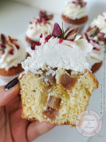 Cake Design - Sweet table - Gâteaux sur Mesure Paris Cake Design - Sweet table - Gâteaux sur Mesure Paris - cake, cakedesign, cupcakes, ecole cake design, ecolecakedesign, excellence, formation, meilleur, Paris, patisserie, sweet table, weddingcake