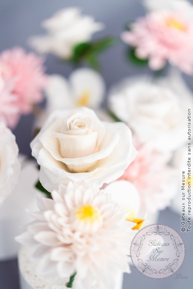 Cake Design - Formation Fleurs en Sucre - Gâteaux sur Mesure Paris - cakedesign, fleurs comestibles, fleurs en sucre, flowers, formation, formationprofessionnelle, patisserie, sugarflowers