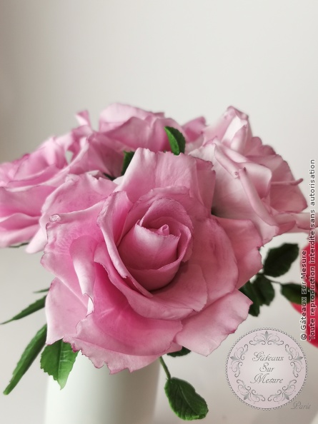 Cake Design - Fleurs en sucre - Gâteaux sur Mesure Paris Cake Design - Fleurs en sucre - Gâteaux sur Mesure Paris - cake design course, cake design training, Ecole de Cake Design de Paris, formation, formation cake design, France, Paris