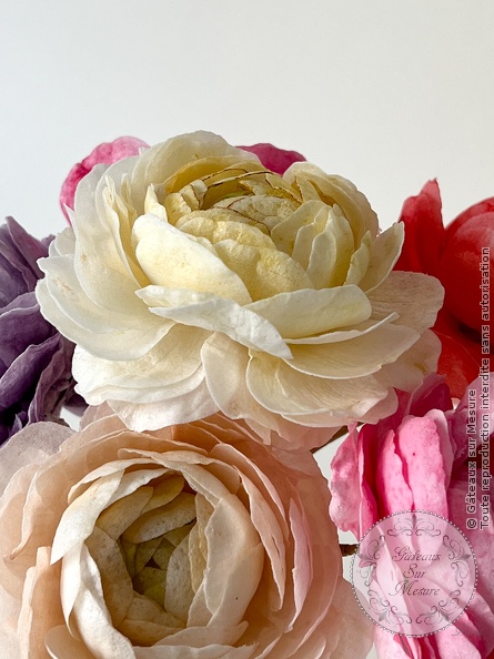 Cake Design - Formation Fleurs en Wafer Paper - Gâteaux sur Mesure Paris - cake design, cake design course, cake design training, Ecole de Cake Design de Paris, formation, formation cake design, France, Paris, pastry, pastry school, wafer paper, wafer paper flowers