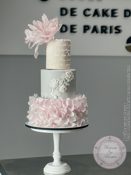 Cake Design - Wedding Cake - Gâteaux sur Mesure Paris - cake artist, cake design, cake design course, cake design training, cakeart, Ecole de Cake Design de Paris, formation, formation cake design, France, Paris, sugarflower, wedding cake