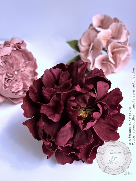 Cake Design - Formation fleurs comestibles en sucre et en wafer paper - Gâteaux sur Mesure Paris Cake Design - Formation fleurs comestibles en sucre et en wafer paper - Gâteaux sur Mesure Paris - cake design course, cake design training, Ecole de Cake Design de Paris, formation, formation cake design, France, Paris
